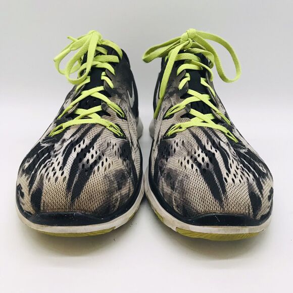 Nike Free 5.0 TR Fit 5 Print Sneakers Black & White Women 10.5 Shoes 704695-014 - Picture 2 of 10